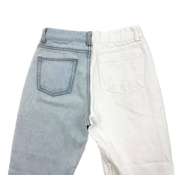 Adika Button Fly Crop Women's size M White Blue Denim jeans - Picture 4 of 4